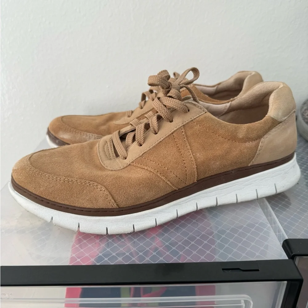 Vionic Men’s Fresh Tanner - Picture 2 of 4